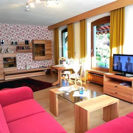 Am Hufelandbad Apartment *